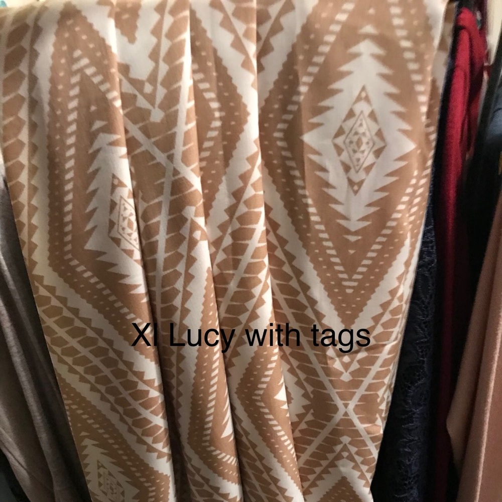 Xl Lucy with tags!